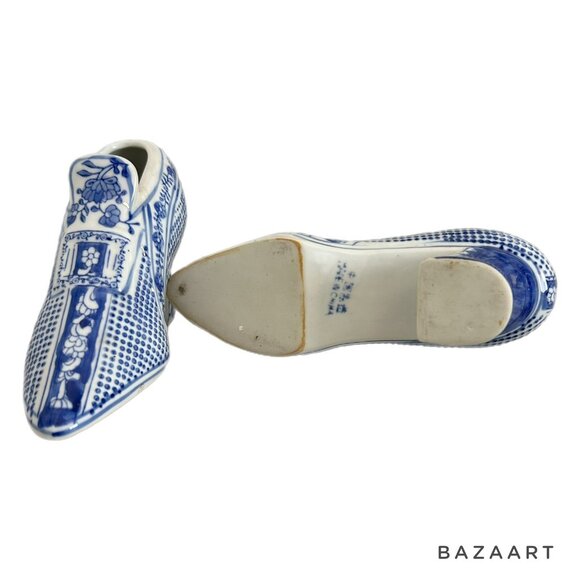 Blue & White Ceramic Dutch Delftware Shoe Figurines With Floral Pattern - Picture 7 of 12